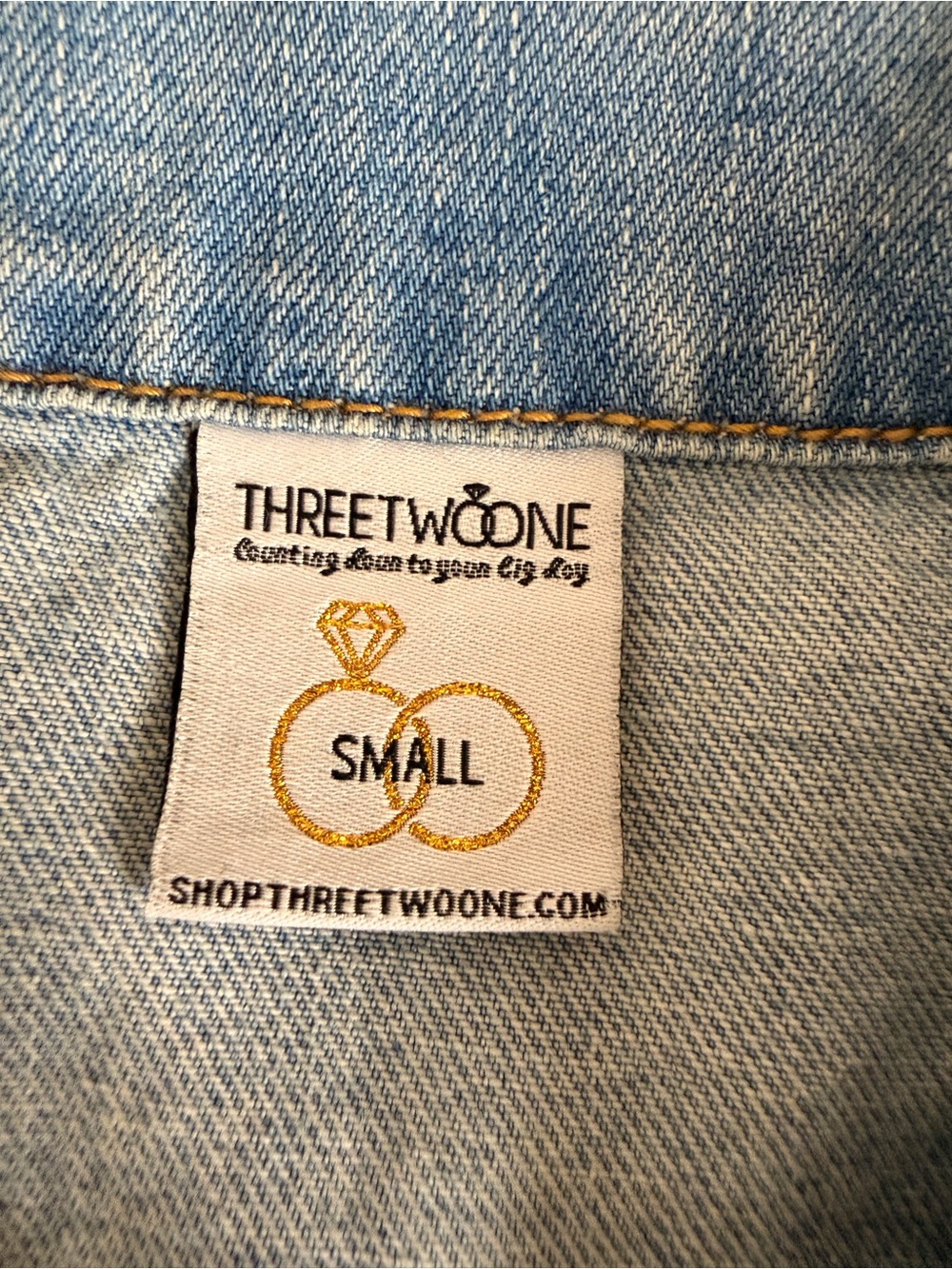 ThreeTwoOne Here Comes The Bride Embroidered Denim Jacket Small - Picture 10 of 10